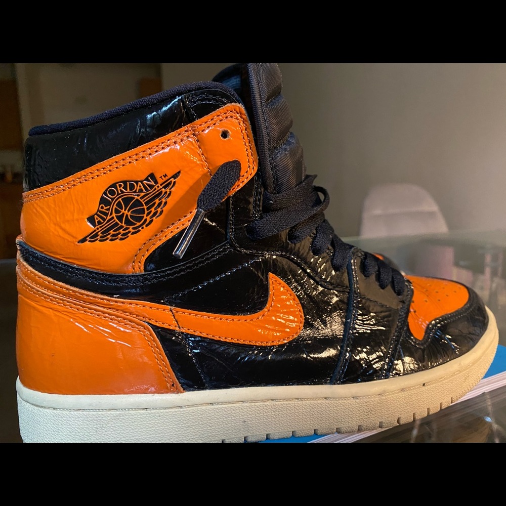 Men’s Sz 8.5 / Women’s 10 Jordan Shattered Backboard 3.0